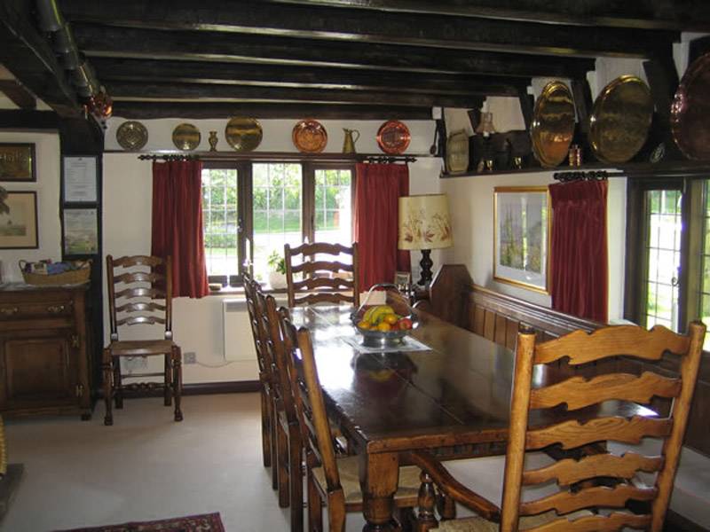 Hononton Cottage inside