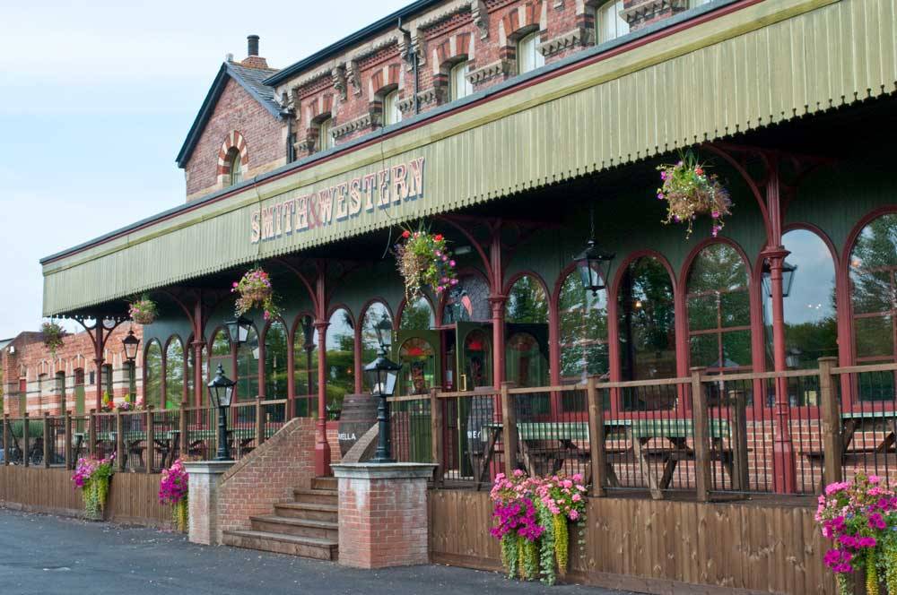 Smith & Western back terrace
