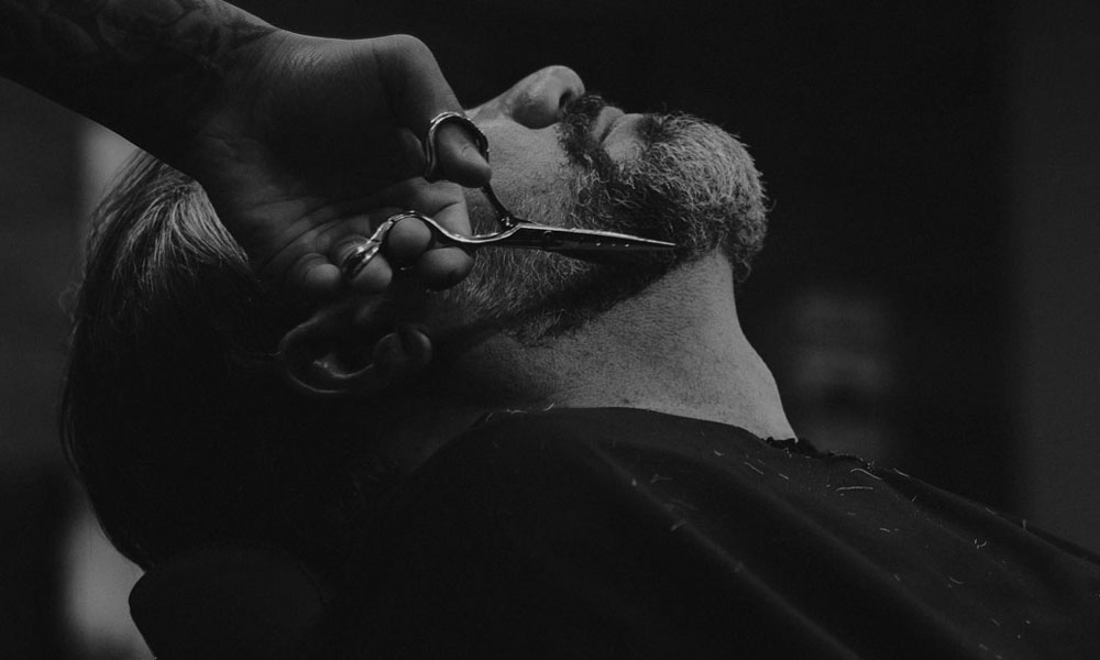 Male grooming - trimming a beard