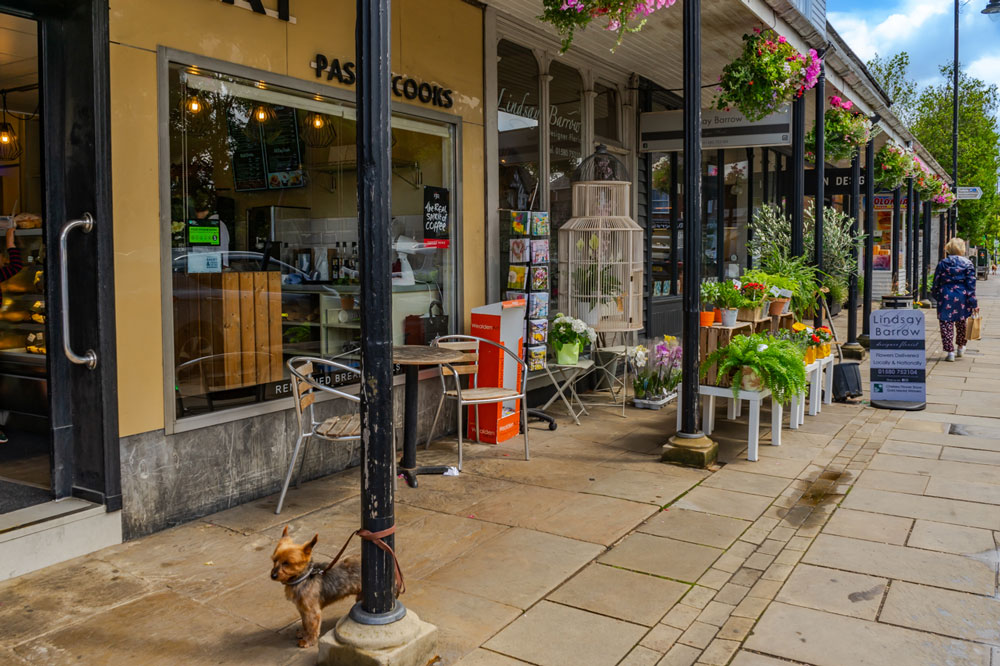 Hawkhurst high colonnades