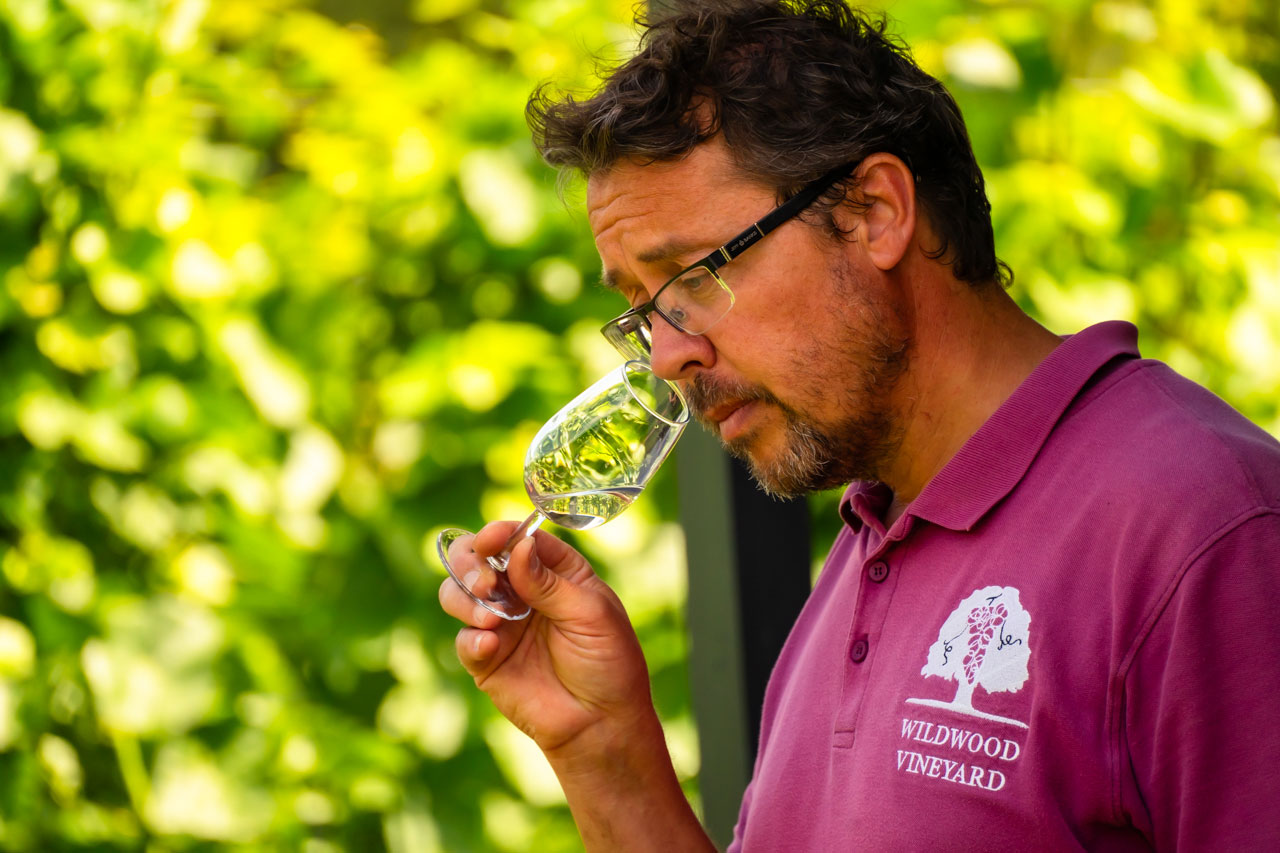 Sarah-Mott-photographer-Wildwood-Vinyard-Web-17