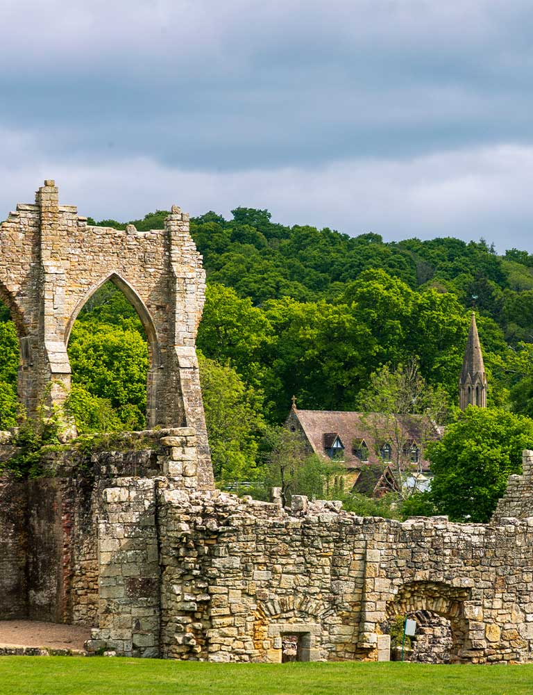 bayham-abbey—village-pages
