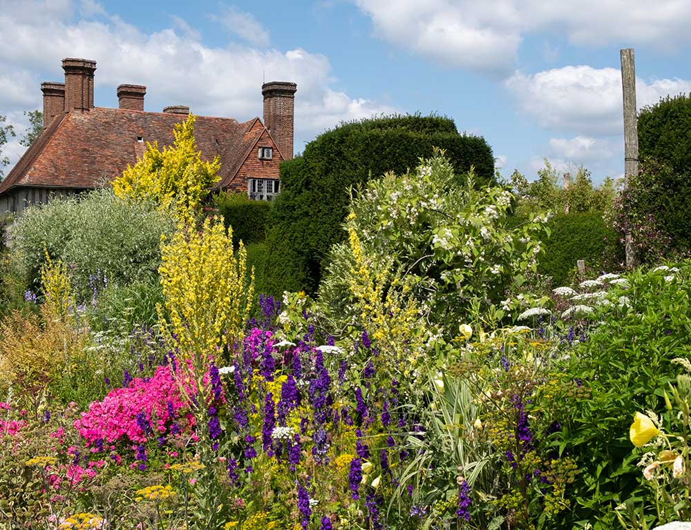 Great-Dixter-House-Garden