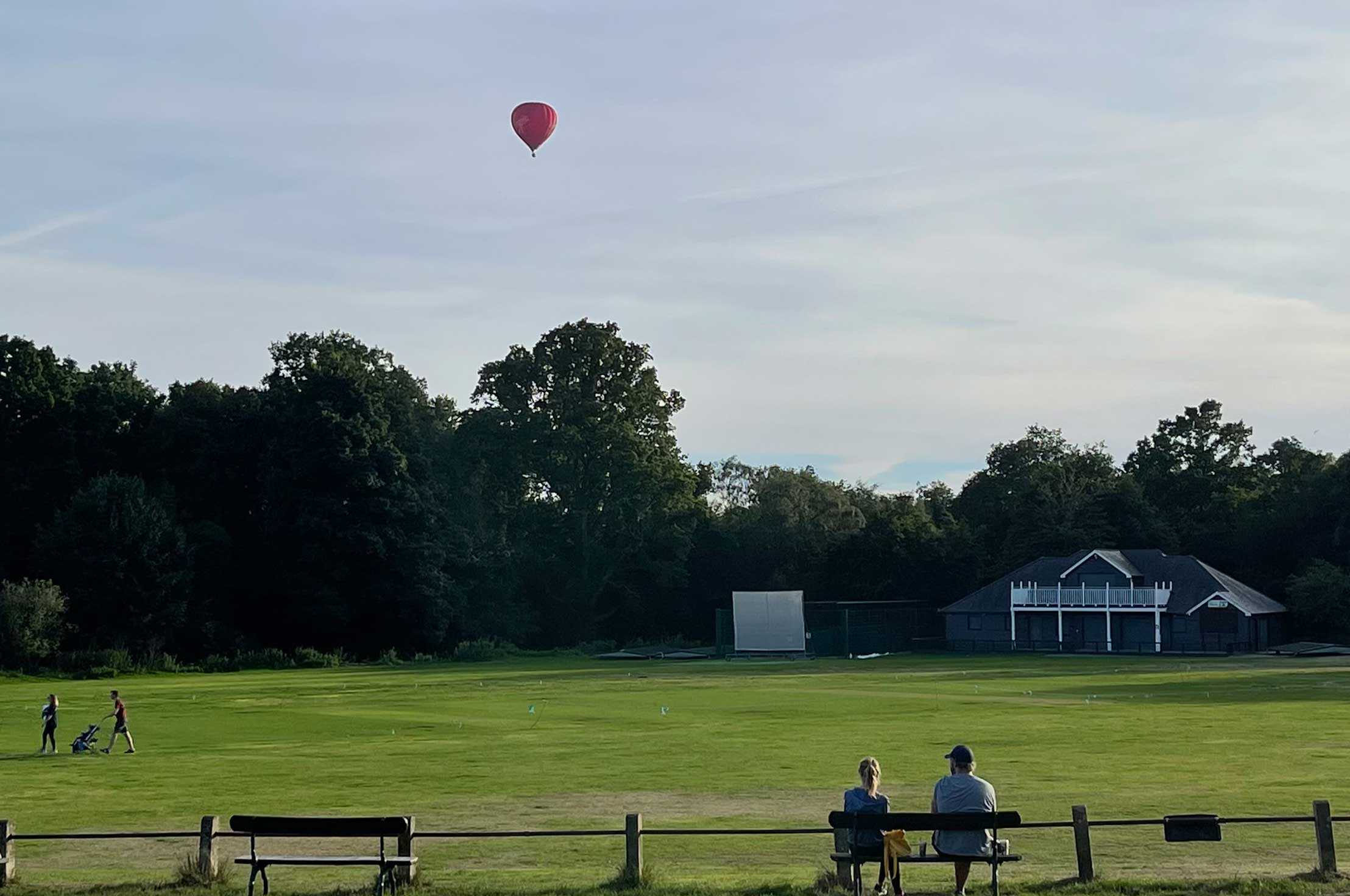 Hot-air-ballon-on-the-Common