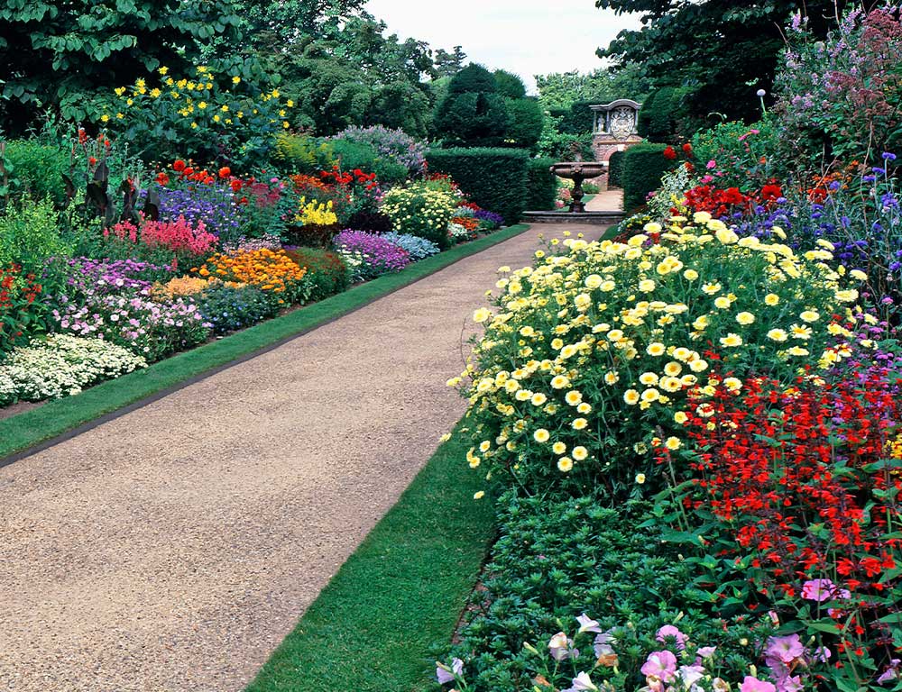 Nymans-Garden