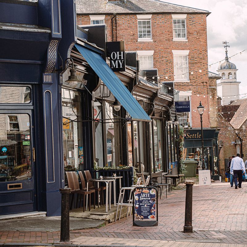 shopping on Chapel Place