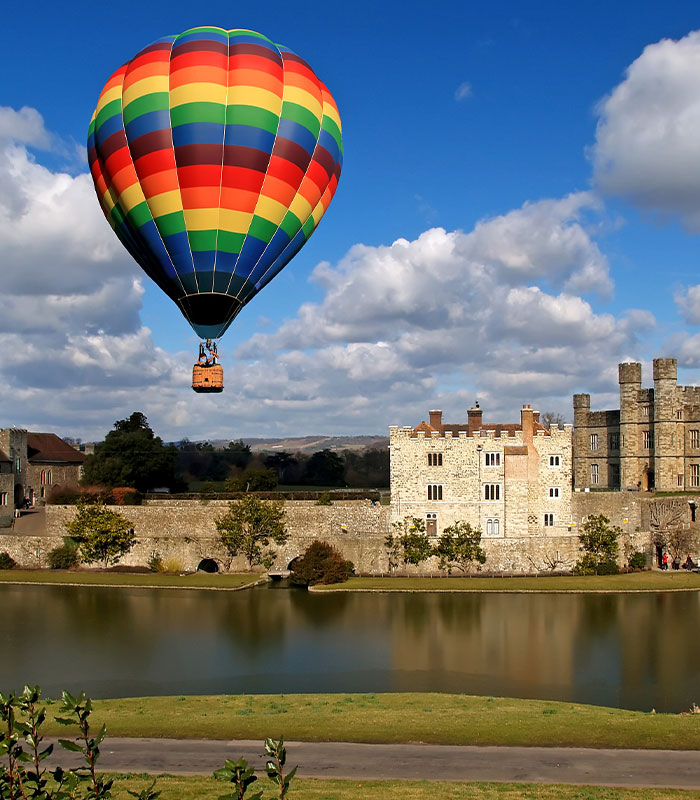 Hot-air-balloon-ride hot air balloon ride over Leeds Castle