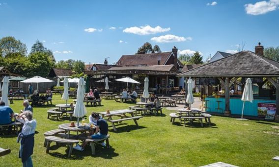4 Pub garden