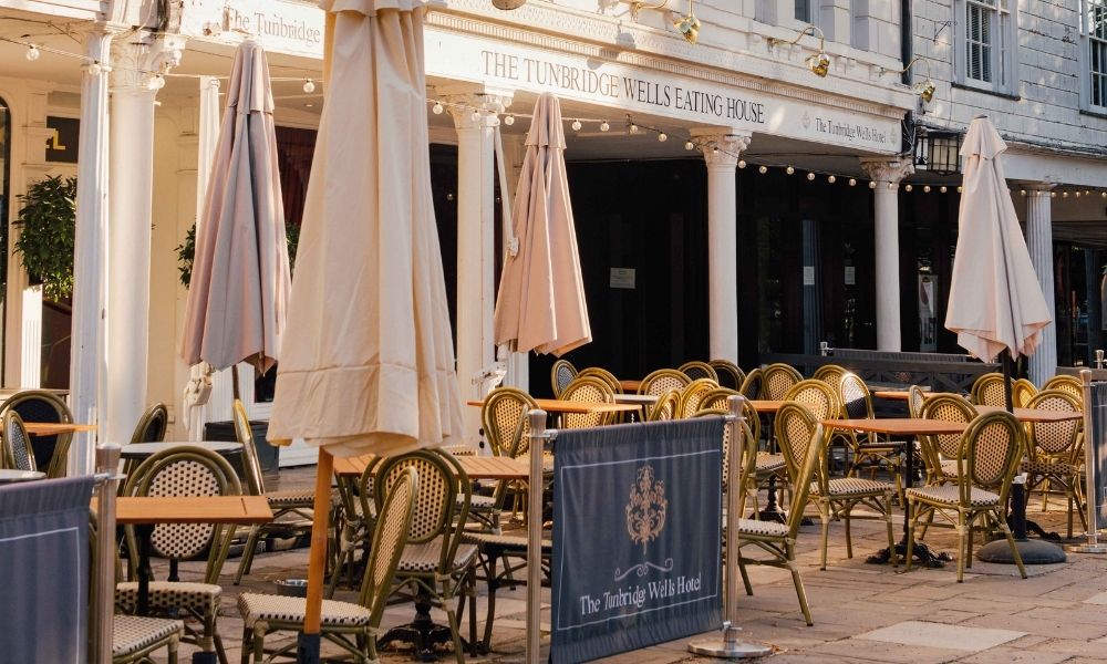tunbridgewellshotel Seating out the front of a restaurant on The Pantiles, Royal Tunbridge Wells