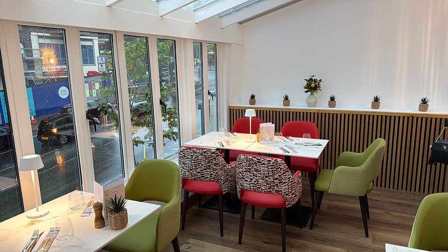 Portofino interior Restaurant interior